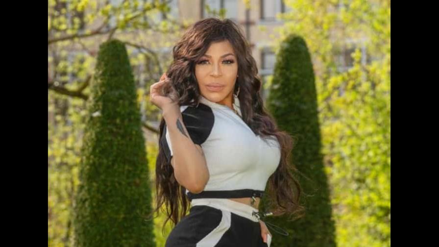 Yanira “la exclusiva”: “Quince años de carrera artística sin ser reconocida por Premios Soberano”