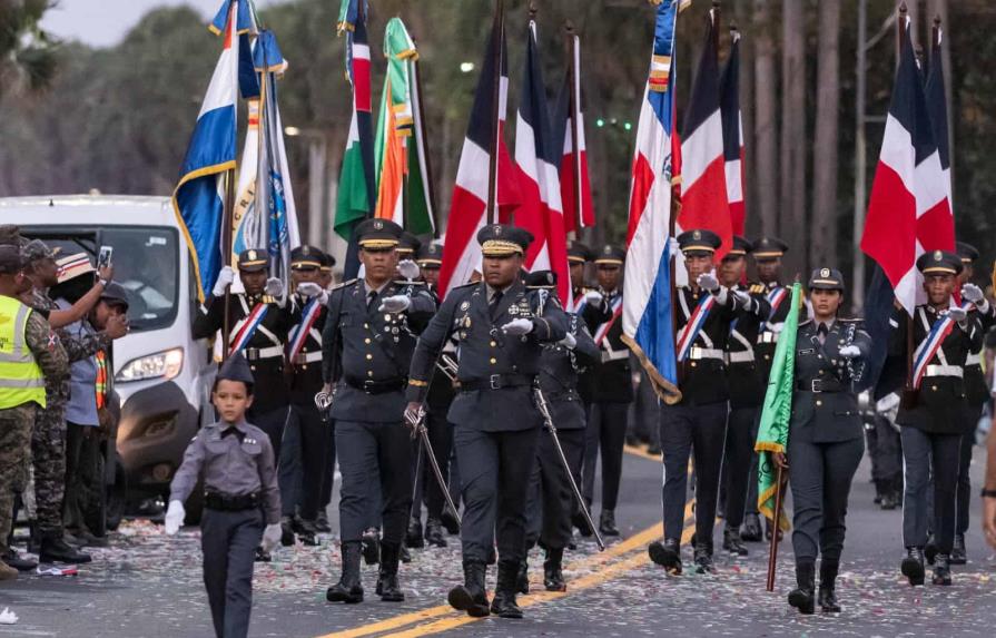 Tras dos años de ausencia, el desfile militar regresa con poderío y esplendor