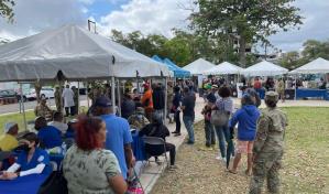Reconocen a m&eacute;dico dominicano por celebrar feria de salud en Puerto Rico