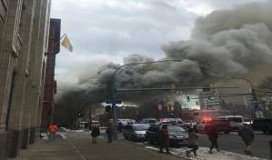 Incendio en una tienda de disfraces en Buffalo deja un bombero muerto