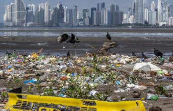 La conferencia mundial de los océanos comienza en Panamá con llamados a proteger la altamar