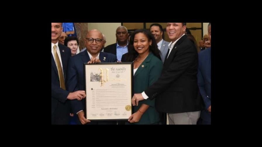 La Asamblea Estatal de Nueva York reconoce a Alfredo Pacheco La Asamblea Estatal de Nueva York reconoce a Alfredo Pacheco