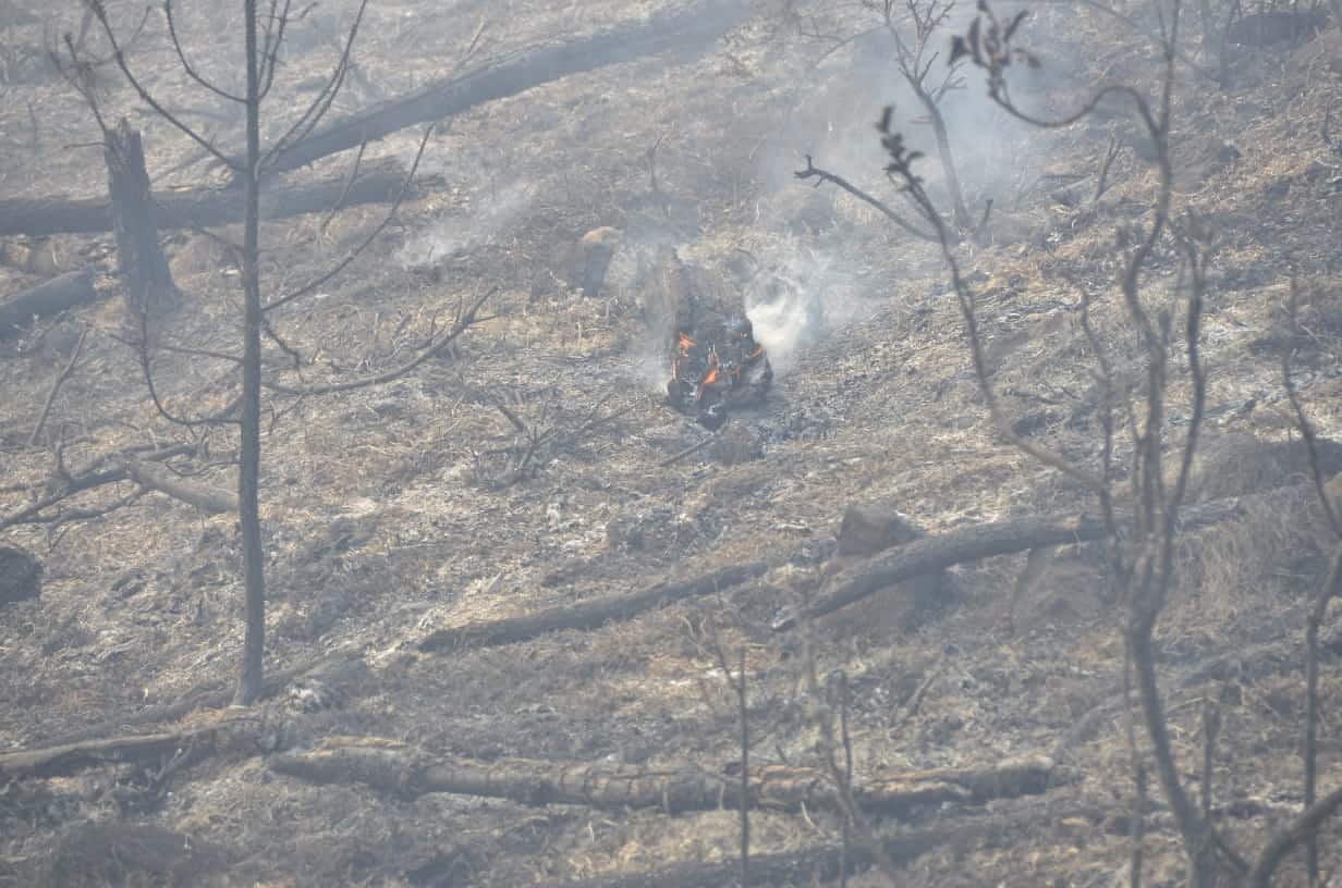 Aunque asegura que las llamas están controladas, alertó que el humo seguirá afectando el ambiente de la zona durante varios días