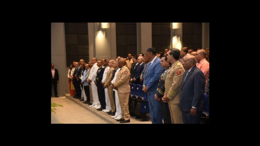 Funcionarios aseguran proceso de transformación de la Policía sigue firme Funcionarios aseguran proceso de transformación de la Policía sigue firme