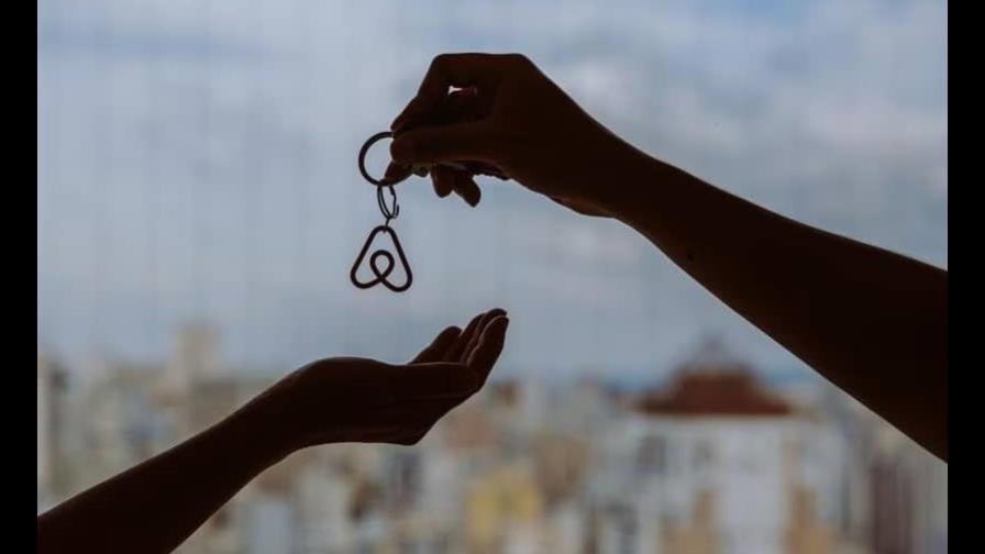 Caen un 77 % las fiestas en casas de Airbnb en Puerto Rico desde 2020