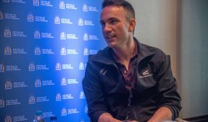 Larry Laboe: "Ser consciente de lo que sucede en el mundo es importante si vas a contar historias"