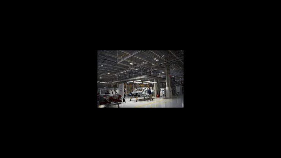 Llegada de Tesla atrae decenas de empresas a México