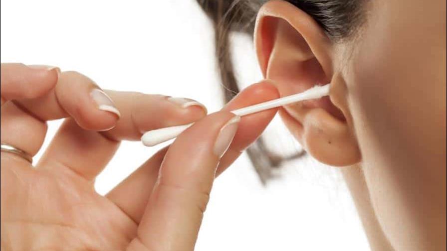 ¡Cuida tus oídos! Especialista pide no introducirse objetos y evitar lugares ruidosos