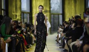 Un otoño floral en la pasarela de Elie Saab en París Un otoño floral en la pasarela de Elie Saab en París