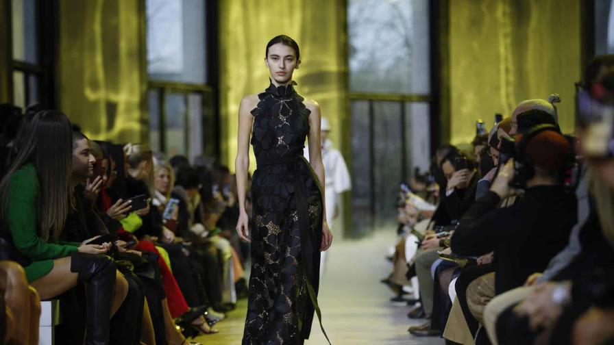 Un otoño floral en la pasarela de Elie Saab en París Un otoño floral en la pasarela de Elie Saab en París