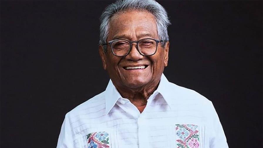 Un libro inmortalizará vida y obra de compositor mexicano Armando Manzanero Un libro inmortalizará vida y obra de compositor mexicano Armando Manzanero