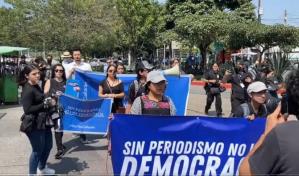 Periodistas de Guatemala protestan contra censura y persecución penal