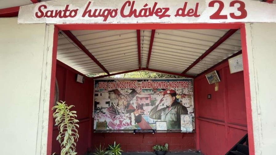 Venezolanos discuten luces y sombras que dejó Chávez a 10 años de su muerte