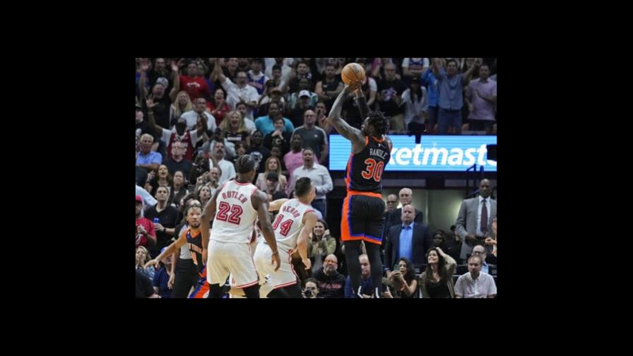 Knicks siguen encendidos; superan al Heat