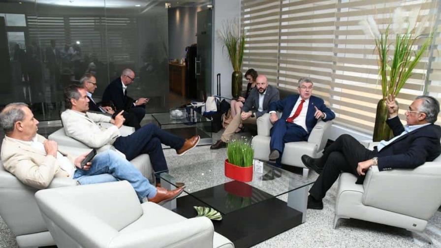 El presidente del COI llega a Santo Domingo en su gira caribeña