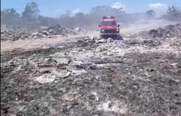 Incendio en un vertedero próximo a Duquesa