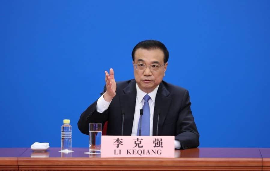 Premier ministro chino anuncia una respuesta más científica y efectiva a la pandemia