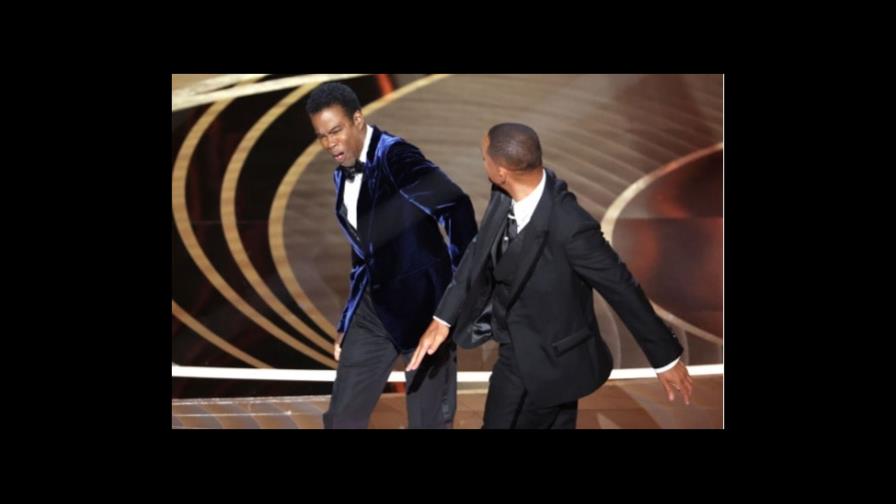 Chris Rock responde a Will Smith un año después de la bofetada