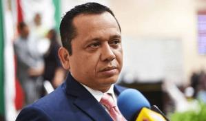 Comando armado persigue y asesina a funcionario y a su hijo de 7 años en México