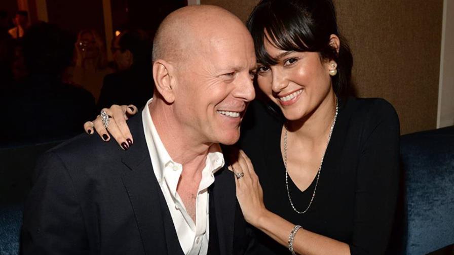 Emma Heming solicita a los paparazzi que no le griten a Bruce Willis en la calle