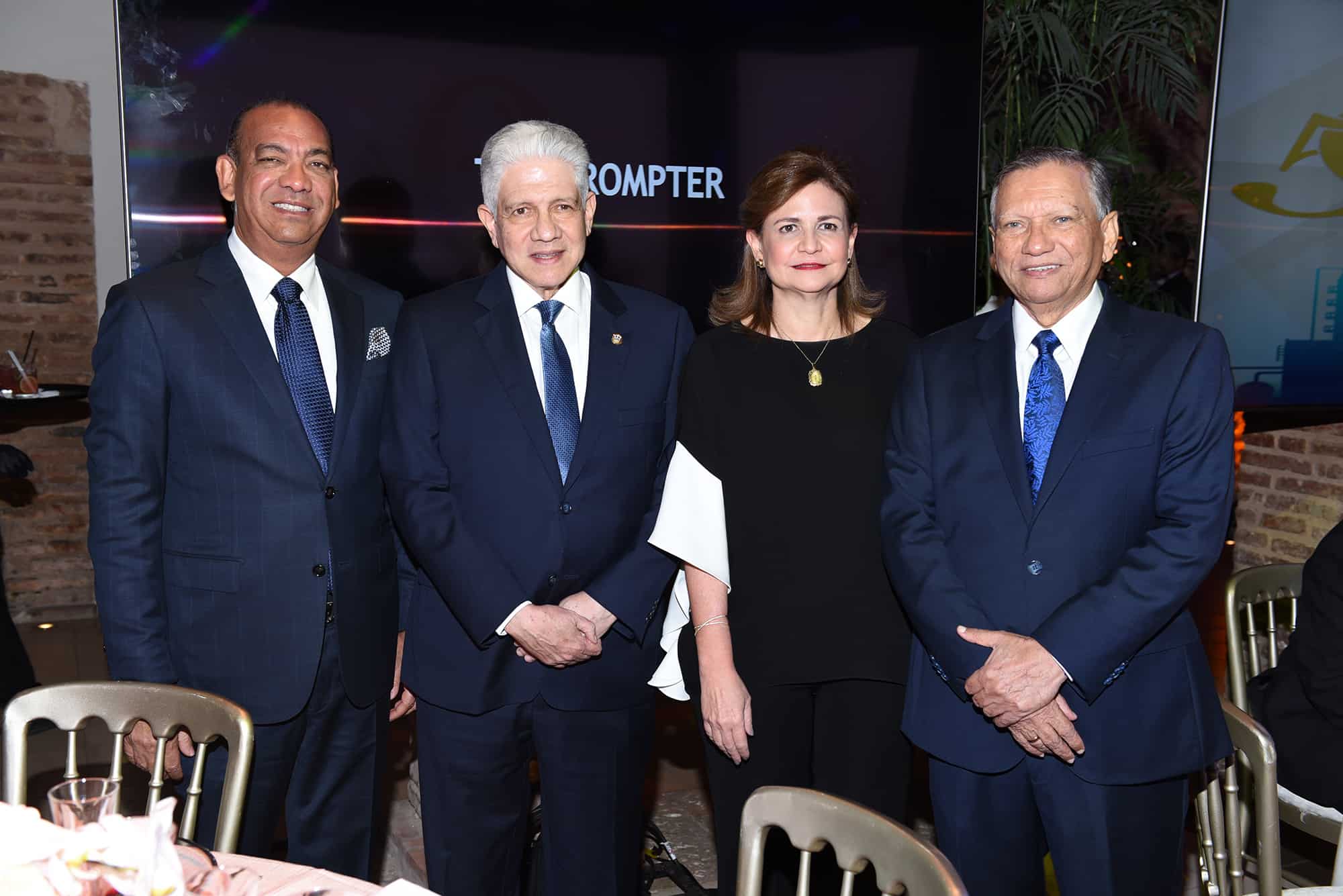 Deligne Ascencioìn, Eduardo Estrella, Raquel Peña y Leonardo Aguilera.