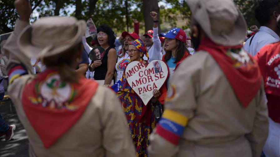 Con marchas y foros, Venezuela recuerda a Hugo Chávez