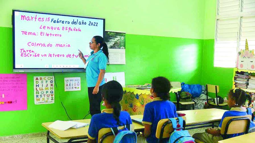 Maestros del Programa de Excelencia reclaman atención Maestros del Programa de Excelencia reclaman atención
