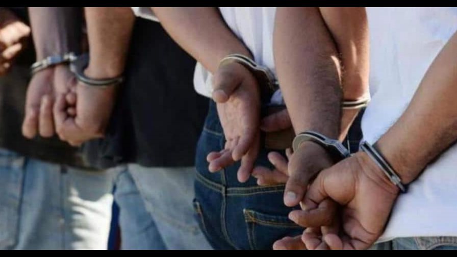 Policía apresa a tres personas en un intento de rapto en Jarabacoa Policía apresa a tres personas en un intento de rapto en Jarabacoa