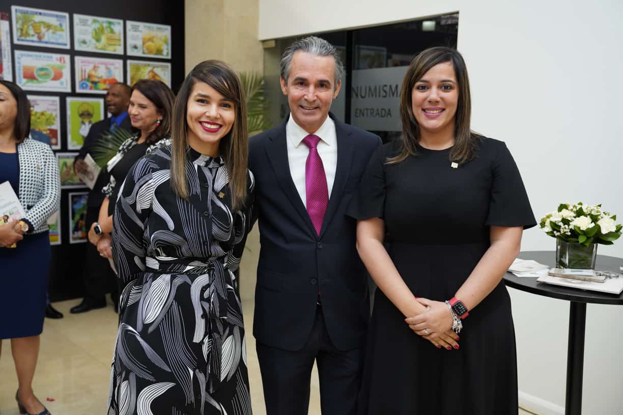 Marielys Payano, Máximo Rodriguez y Sonia Espino.