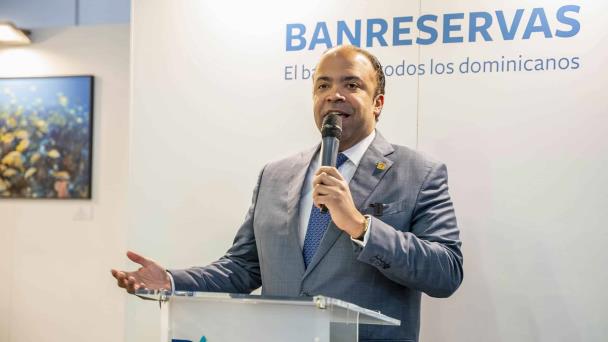 Feller Rate aumenta calificación de Banreservas a AAA