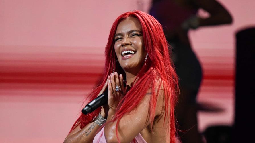 El código de vestuario que exigió Karol G para su próximo concierto en Puerto Rico