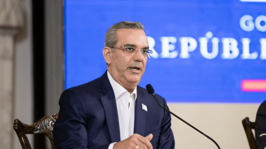 Abinader a Danilo Medina: Estoy confiado que usted recuperará su salud