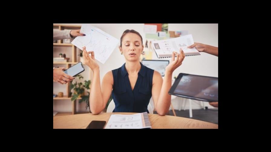 La razón por la que los jóvenes están sufriendo agotamiento extremo La razón por la que los jóvenes están sufriendo agotamiento extremo