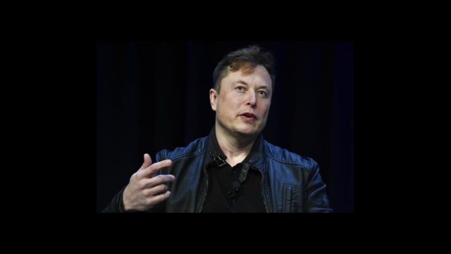 Twitter: Elon Musk se disculpa por burlarse de empleado despedido