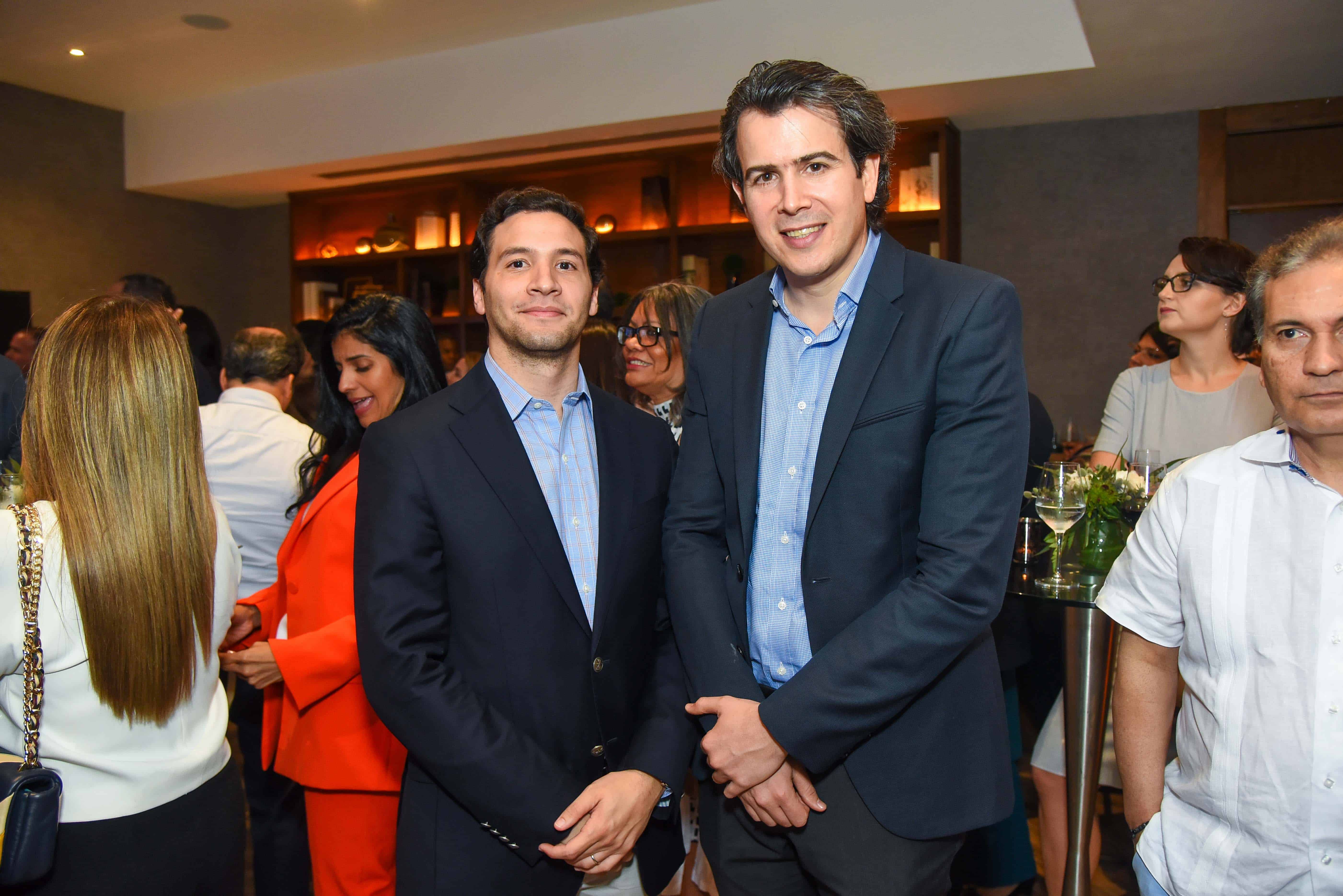 Raúl Peralta y Manuel Singer.