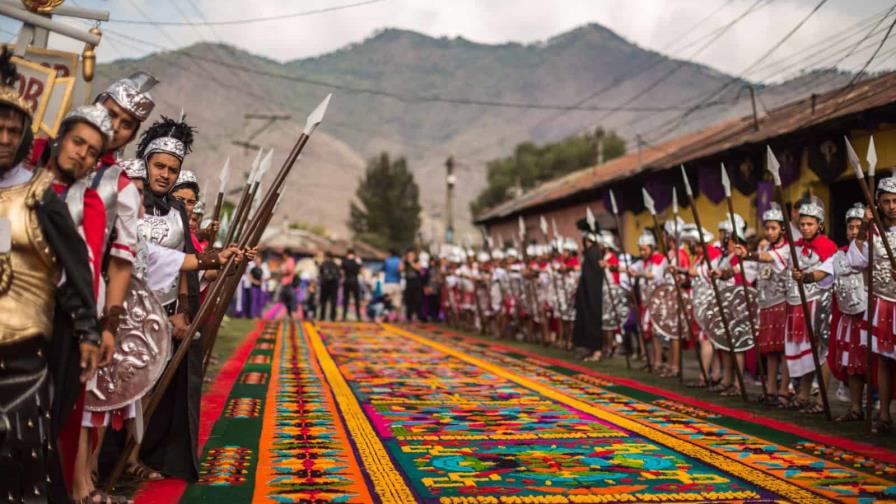 La embajada de Guatemala tendrá una exposición cultural de sus alfombras de Semana Santa en Ágora Mall La embajada de Guatemala tendrá una exposición cultural de sus alfombras de Semana Santa en Ágora Mall