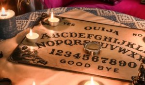 Hospitalizan a 28 niñas tras sufrir ataque de ansiedad al jugar con una ouija