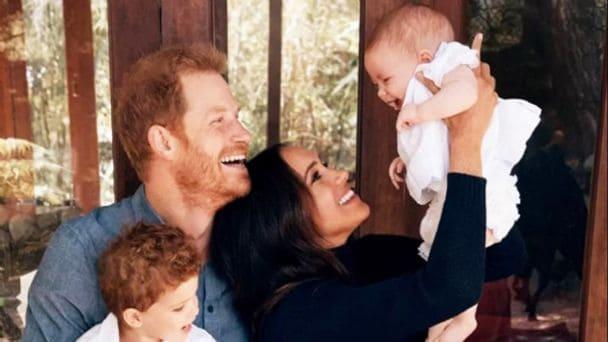 Los hijos de Harry y Meghan ya son oficialmente príncipes