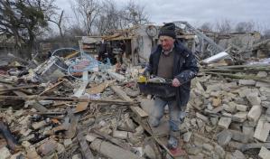 Una decena de muertos en Ucrania tras bombardeo masivo de Rusia