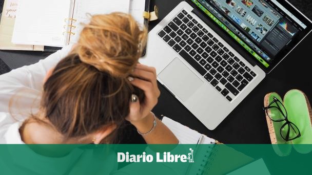 Cinco consejos claves para no encorvarse sobre la computadora y cuidar la  columna - LA NACION