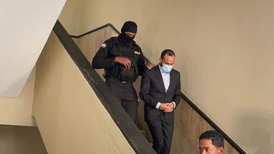 Aplazan juicio preliminar contra Jairo González, acusado de estafa por más de 100 millones dólares