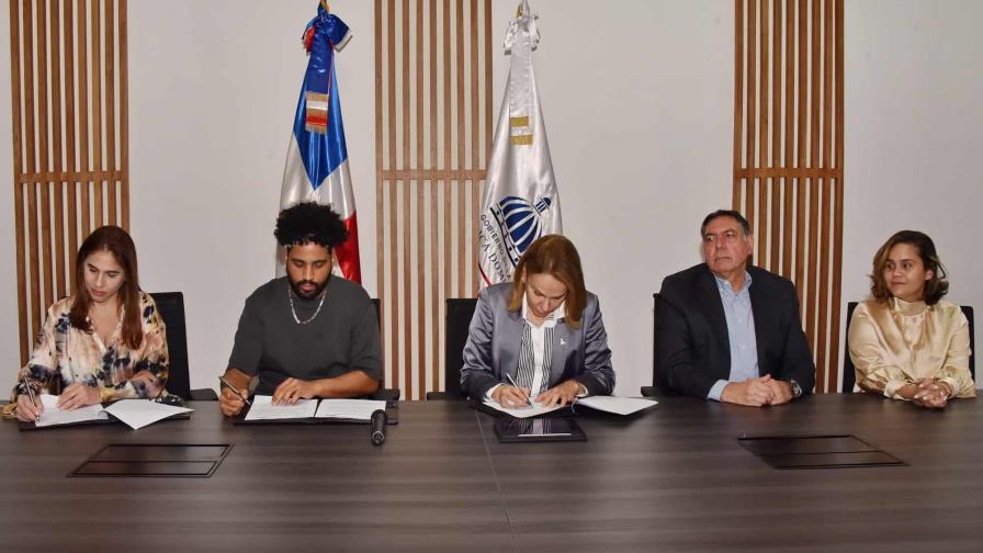 Ministerio de Cultura y Meca Art Fair firman convenio para MECA RD 2023