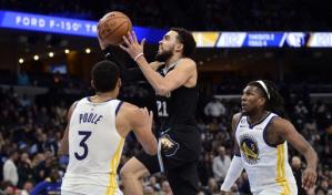 Jones y Jackson ayudan a Grizzlies, que vencen a Warriors