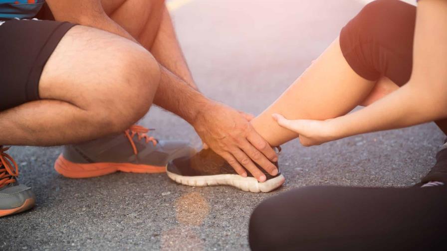 Dieta, ejercicio y calzado: ¿cómo evitar las lesiones en el tobillo? Dieta, ejercicio y calzado: ¿cómo evitar las lesiones en el tobillo?
