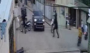 VIDEO | Agentes policiales tirotean vehículo de doctora hija de ex diputado en Valverde