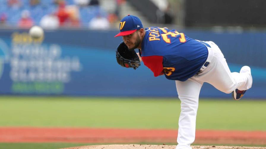 Nueve del roster de Dominicana le batean sobre .300 a Martín Pérez Nueve del roster de Dominicana le batean sobre .300 a Martín Pérez
