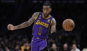 Russell anota 28 en su regreso y Lakers superan a Raptors