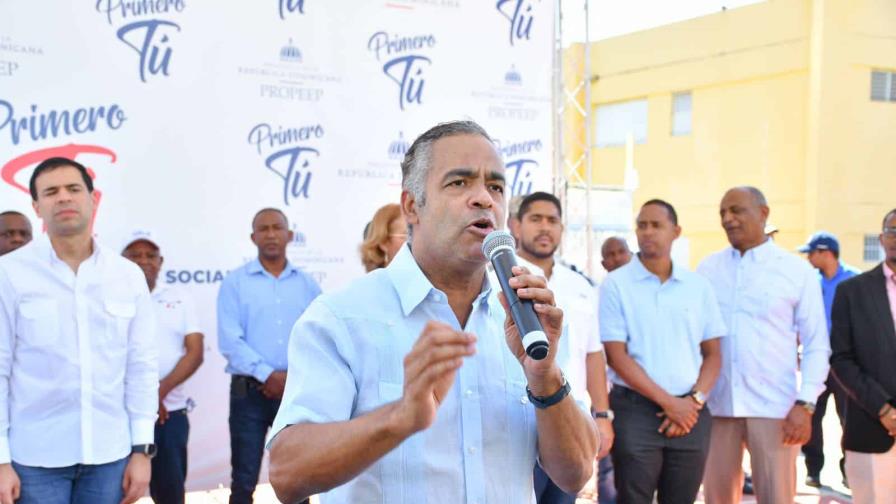 Joel Santos afirma con programa “Primero Tú” el Gobierno llega a la gente en sus comunidades