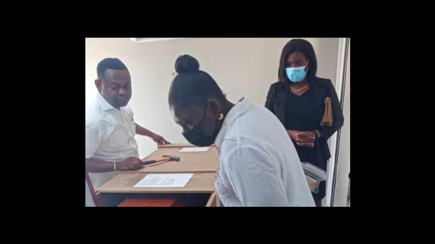 Entregan a familia cuerpo de uno de los jóvenes murieron en tren de aterrizaje de avión de Avianca