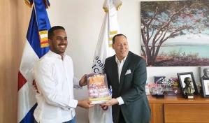 Ministro de la Juventud apoya a jóvenes a través de charlas del cronista deportivo Franklin Mirabal